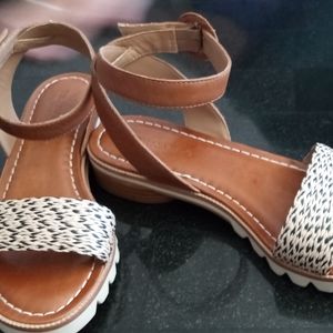 Bernardo Leather Sandals